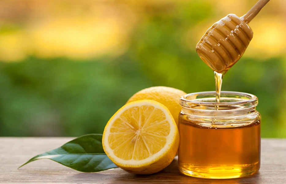 استفاده از عسل روی صورت چه مزایایی دارد؟