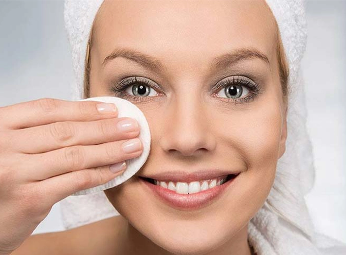 اهمیت استفاده از آرایش پاکن ها