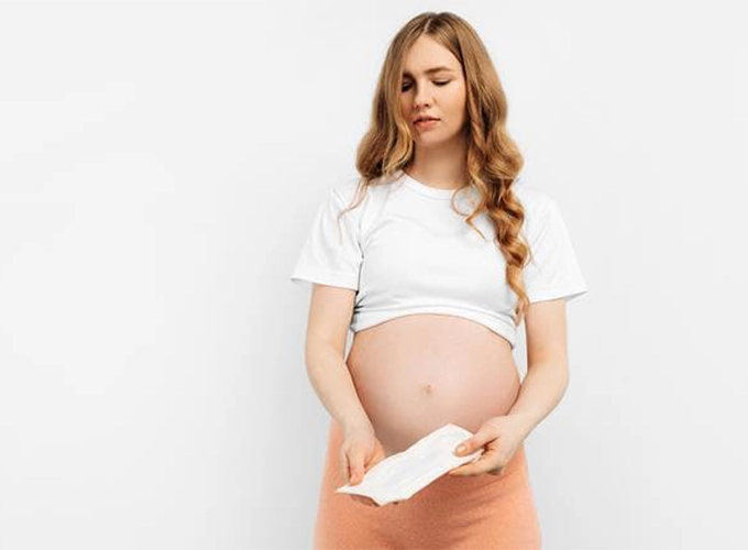 آیا ترشح واژن در بارداری طبیعی است؟